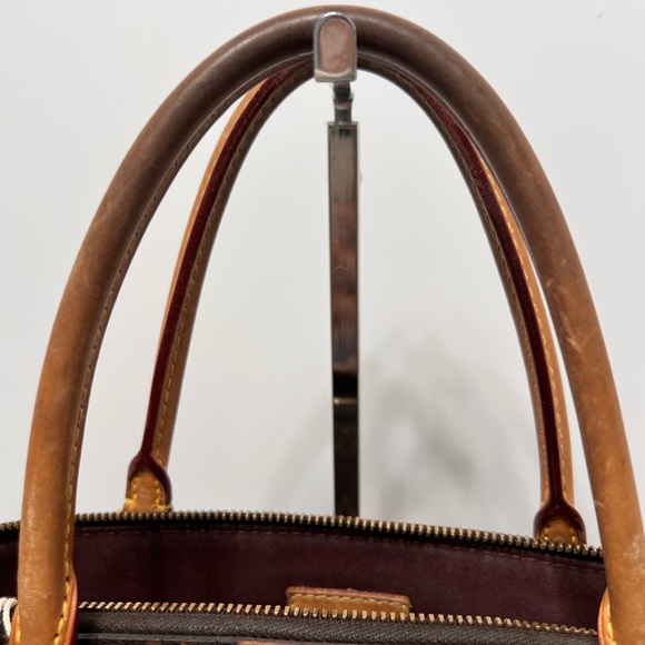 Louis Vuitton Turenne MM - Picture 8 of 16